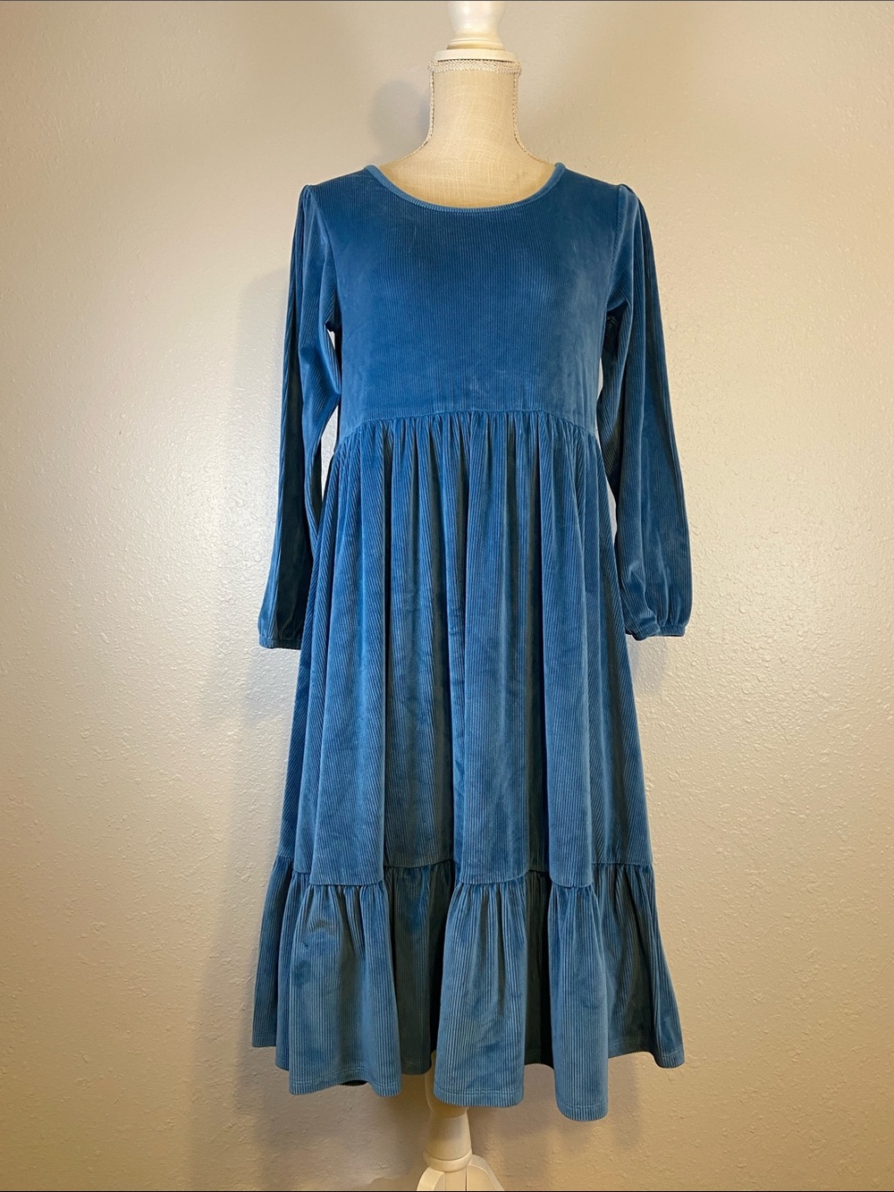 Millie loves Lily Turquoise Ribbed Crushed Velvet Tiered Dress Size 14/16